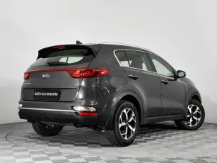 Kia  4