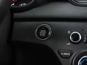 Kia  15