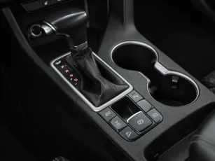 Kia  17