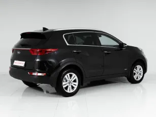 Kia  4