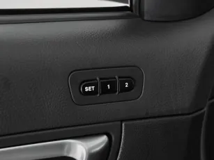 Hyundai  12