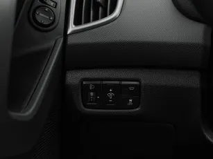 Hyundai  16
