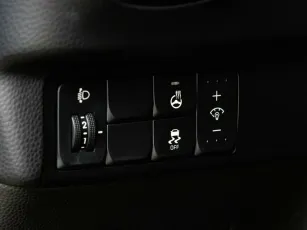 Kia  10
