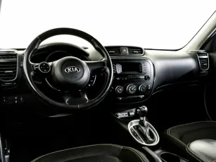 Kia  7