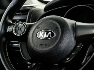 Kia  8
