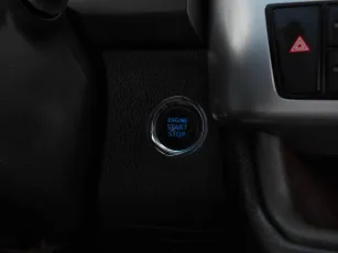 Toyota  12