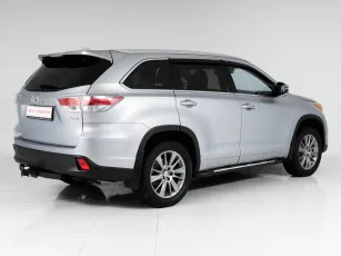 Toyota  4