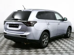 Mitsubishi  5