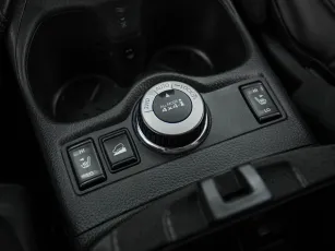 Nissan  18