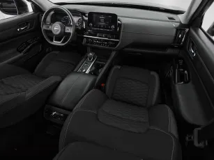 Nissan  10