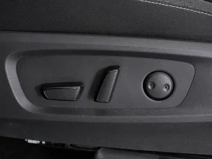 Nissan  12