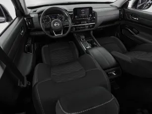 Nissan  9