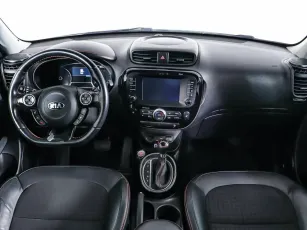 Kia  12