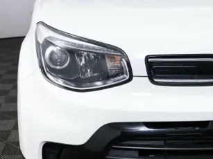 Kia  7