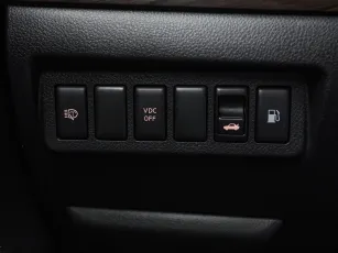 Nissan  13