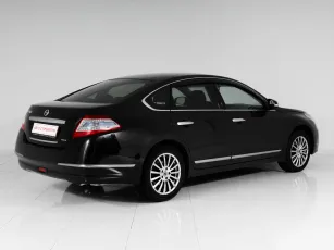 Nissan  4
