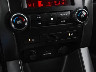 Kia  12