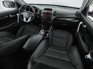 Kia  8