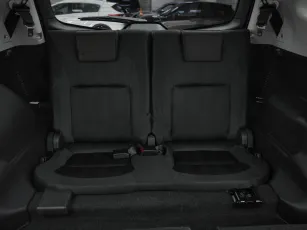 Nissan  19