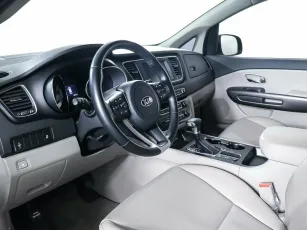 Kia  12