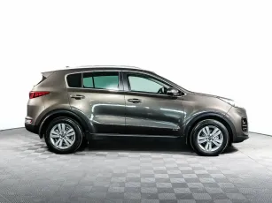 Kia  4