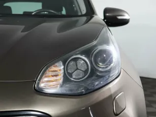 Kia  7