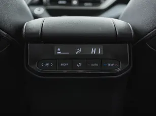 Toyota  23