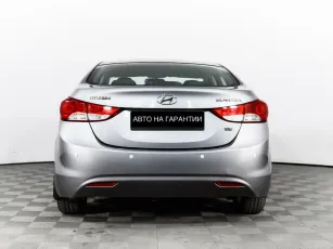 Hyundai  6