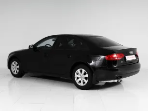 Audi  5