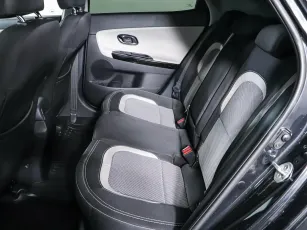 Kia  17
