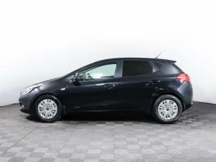 Kia  3