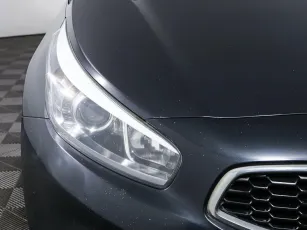 Kia  7