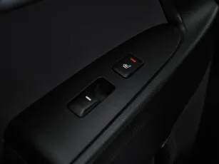 Kia  19