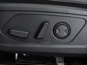 Kia  11