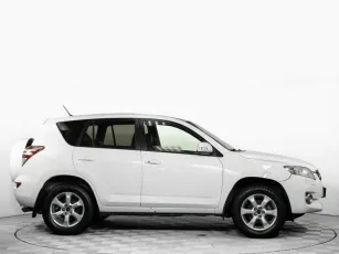 Toyota  4