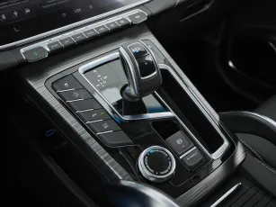 Geely  11