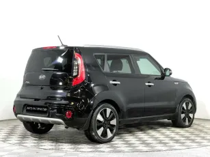 Kia  5