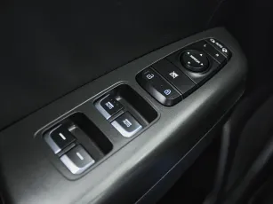 Kia  16