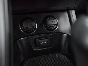 Hyundai  13