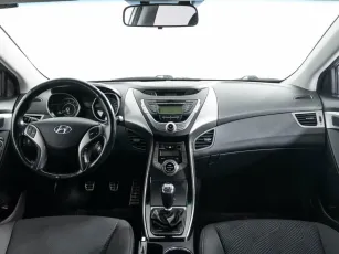 Hyundai  6