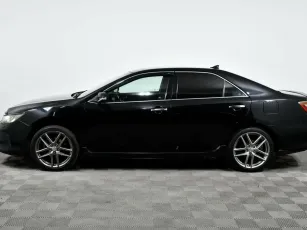 Toyota  3