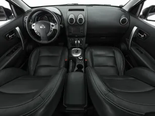 Nissan  8