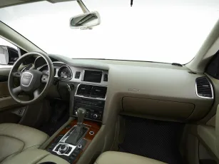 Audi  10