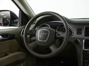 Audi  17