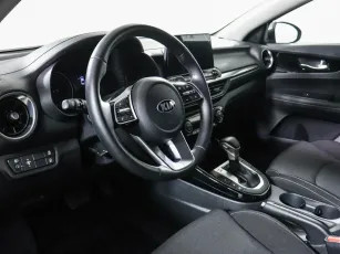 Kia  7