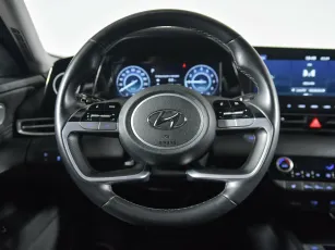 Hyundai  7