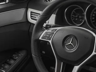 Mercedes-Benz  11