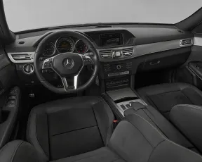 Mercedes-Benz  7