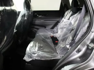 Nissan  10