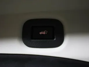 Nissan  11